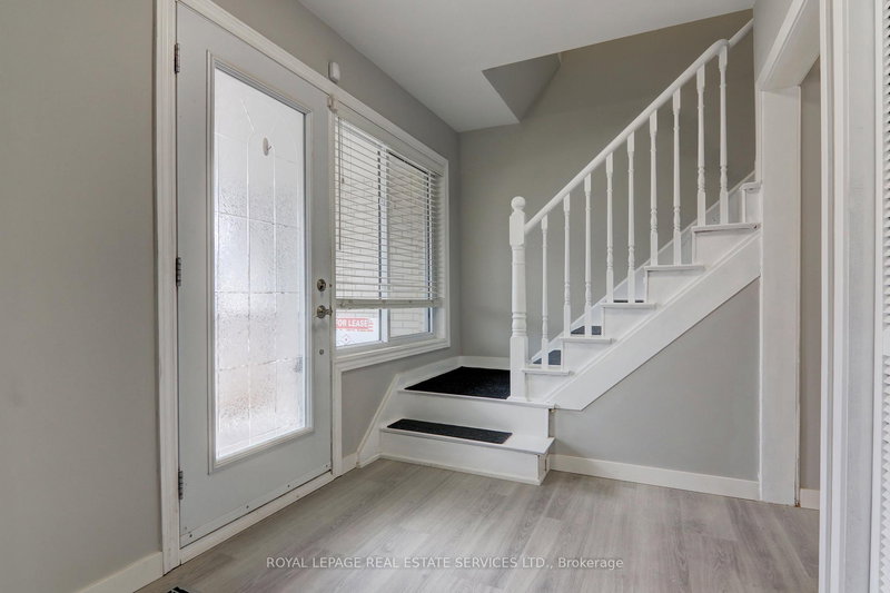 1191 Newton Rd, Oakville, L6H 2A1 | Image 2