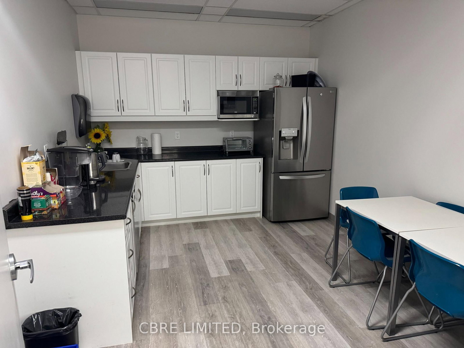 21 Four Seasons Place, Unit Suite 105 - Photo 6