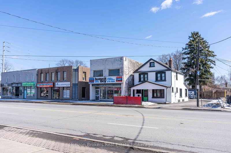 620 Lakeshore Rd E, Mississauga, L5G 1J4 | Image 2