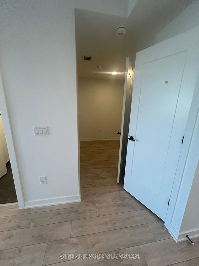 514 - 720 Whitlock Avenue