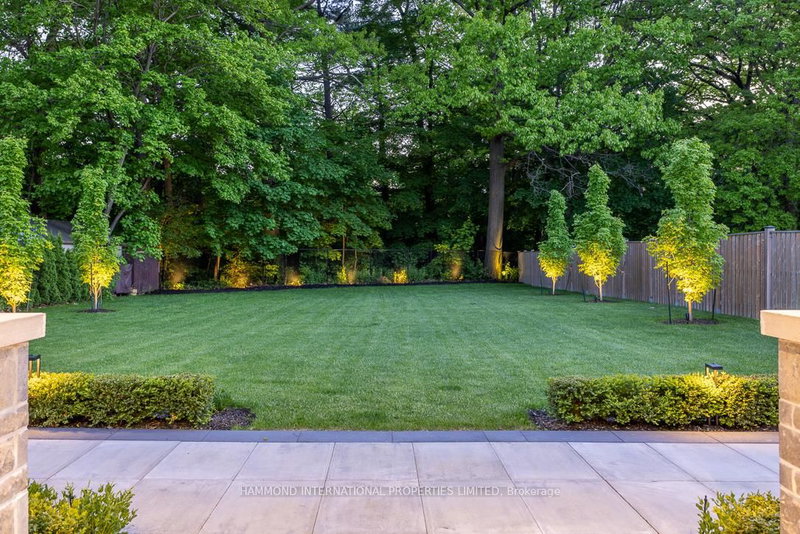 14 Penhale Dr, Toronto, M9P 2X4 | Image 3