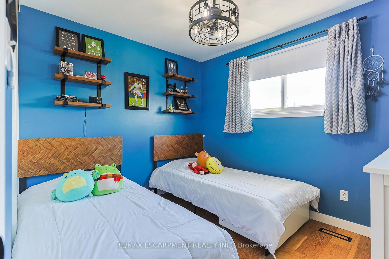 Townhouse for sale at 54-5475 Lakeshore Road, Burlington, Ontario, L7L 1E1 - Appleby - MLS: W12689086