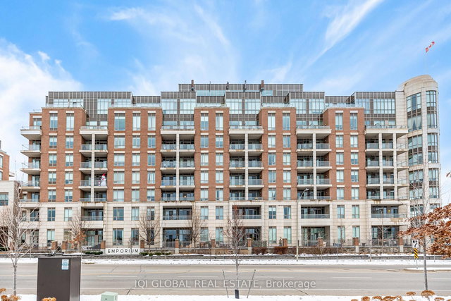 221 - 2480 Prince Michael Drive