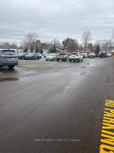 201-203 - 875 Main St E, Milton, L9T 3Z3 | Image 3