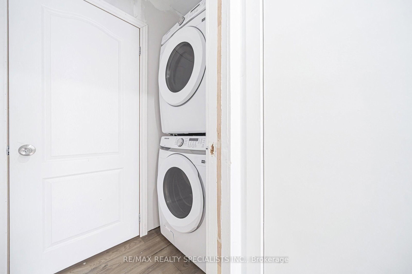 Townhouse for sale at 66 Enmount Drive, Brampton, Ontario, L6T 4C9 - Southgate - MLS: W12689422