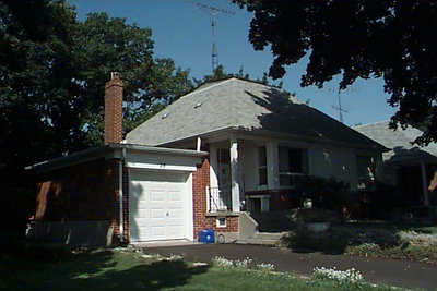 Detached House sold at 28 Beaucourt Road, Toronto, Ontario, M8Y3G2 - Stonegate-Queensway - MLS: W1269017