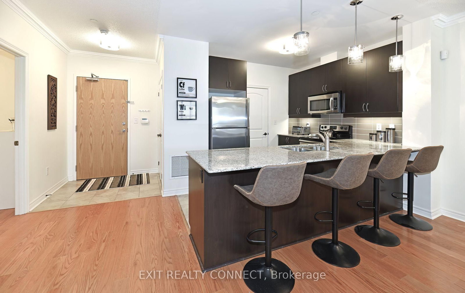 Condo for sale at 112-383 Main Street, Milton, Ontario, L9T 8K8 - Old Milton - MLS: W12690572