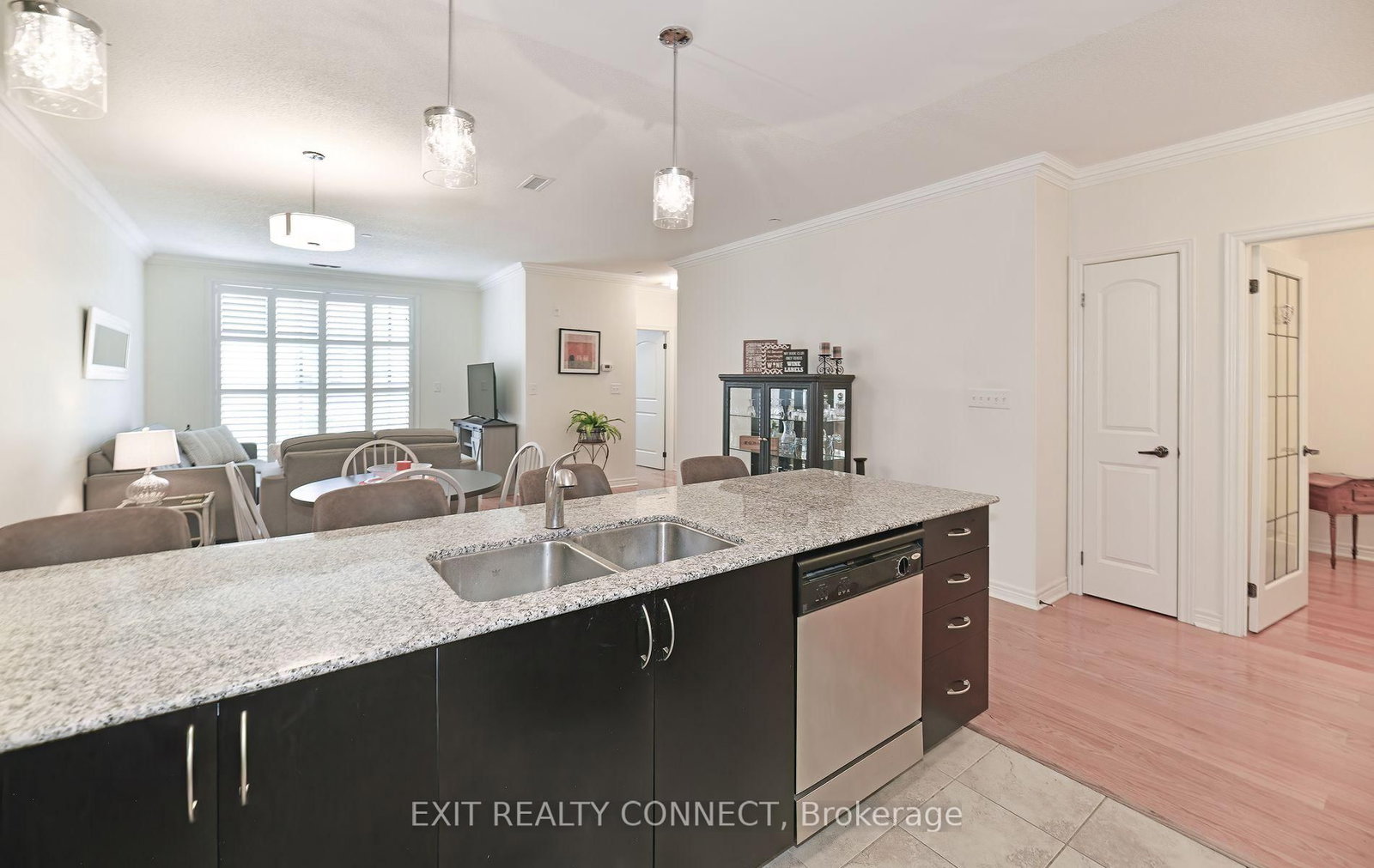 Condo for sale at 112-383 Main Street, Milton, Ontario, L9T 8K8 - Old Milton - MLS: W12690572