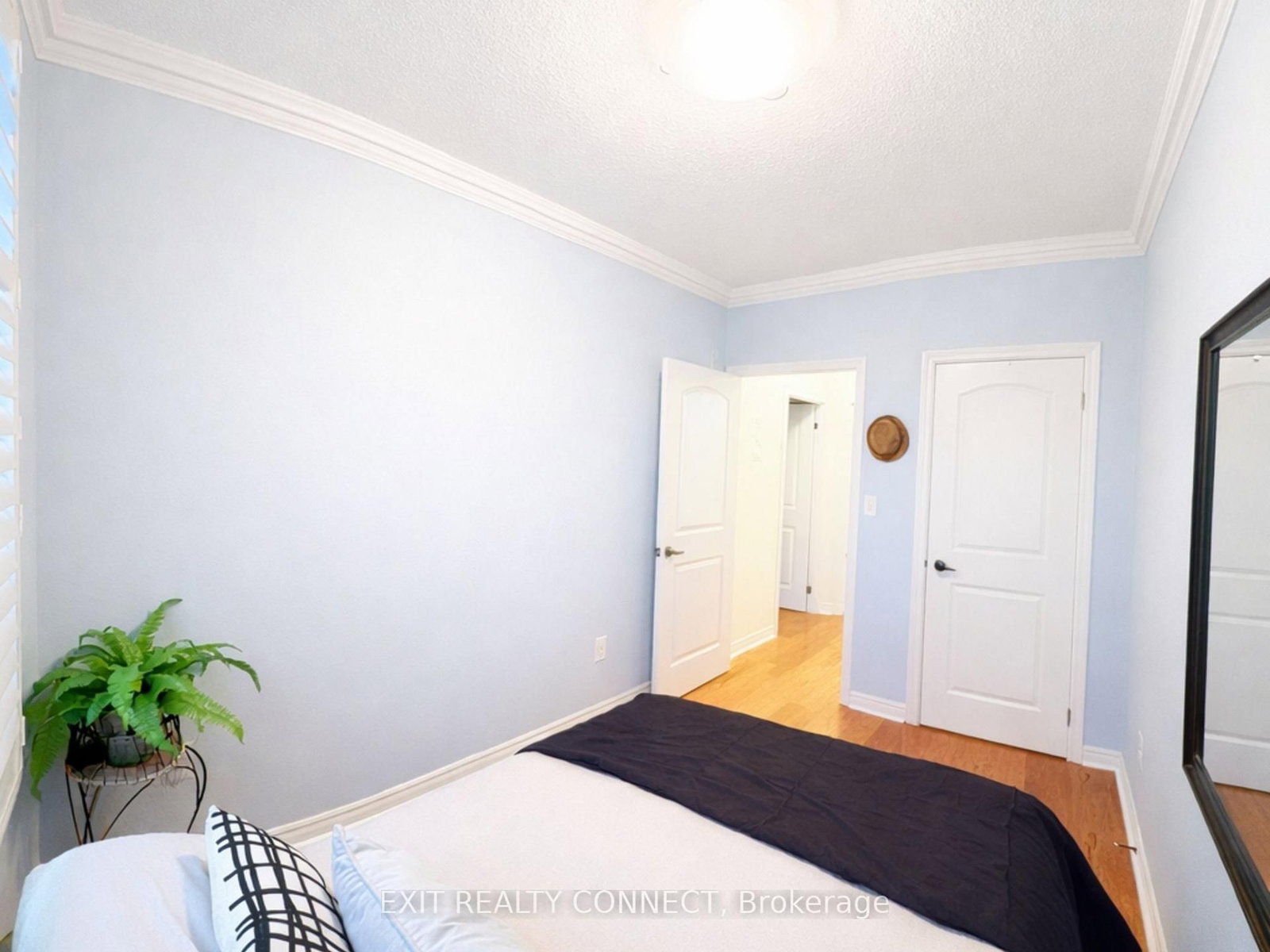 Condo for sale at 112-383 Main Street, Milton, Ontario, L9T 8K8 - Old Milton - MLS: W12690572