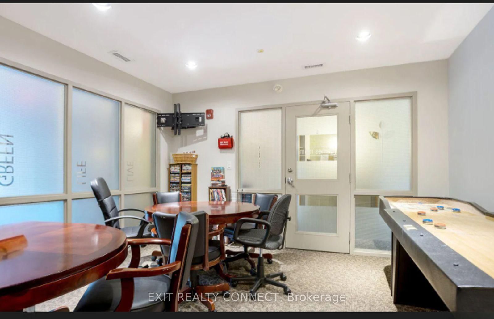 Condo for sale at 112-383 Main Street, Milton, Ontario, L9T 8K8 - Old Milton - MLS: W12690572