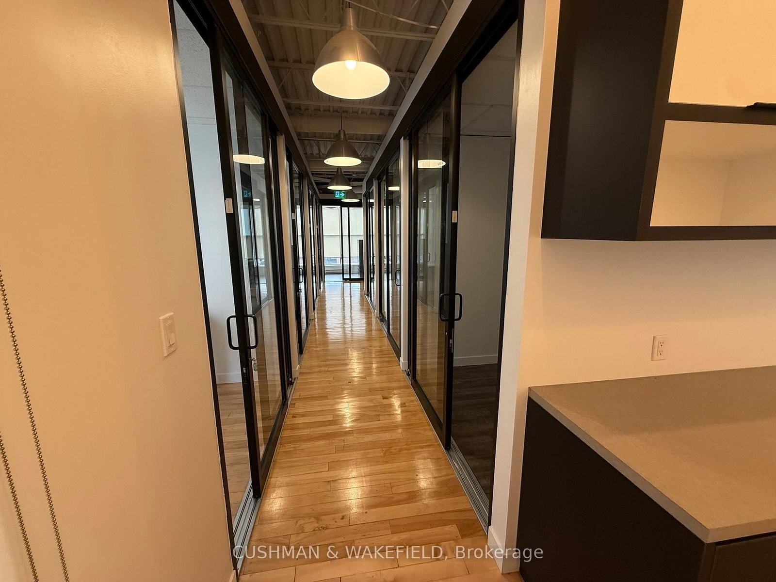 21 Kodiak Crescent, Unit 200 - Photo 11