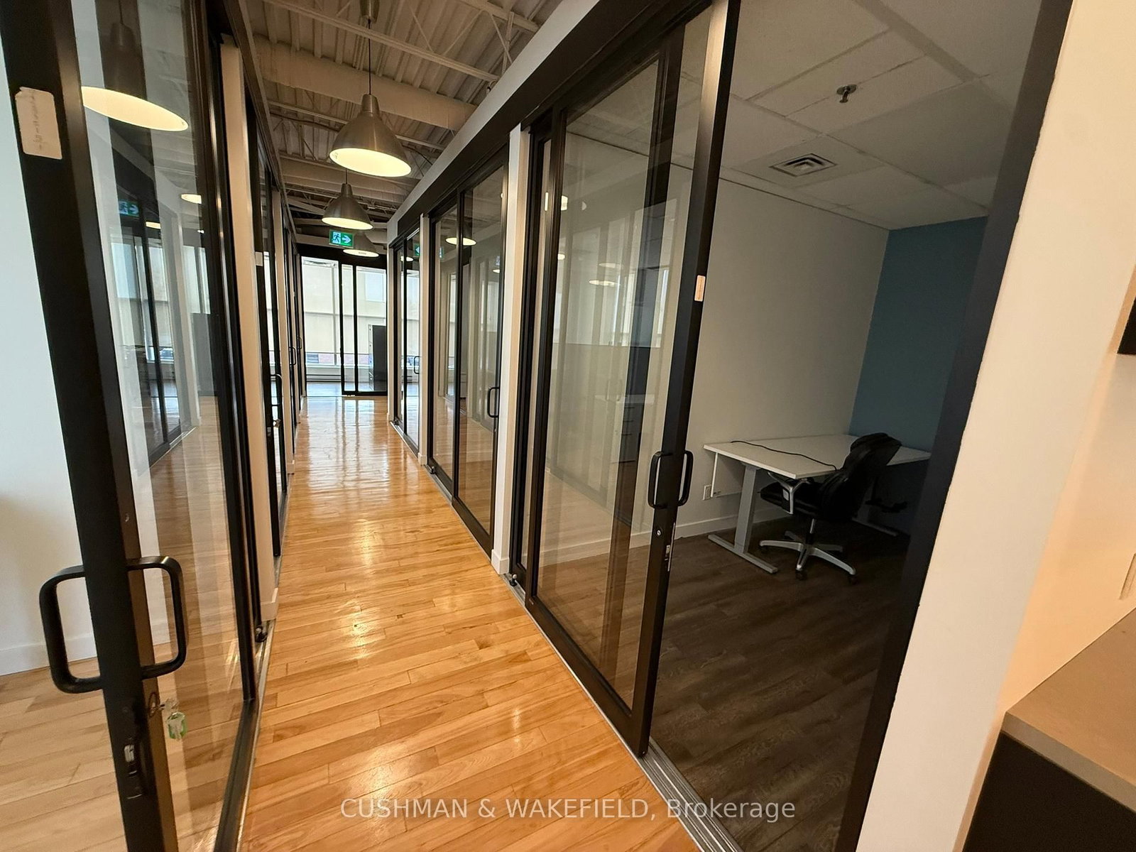 21 Kodiak Crescent, Unit 200 - Photo 12