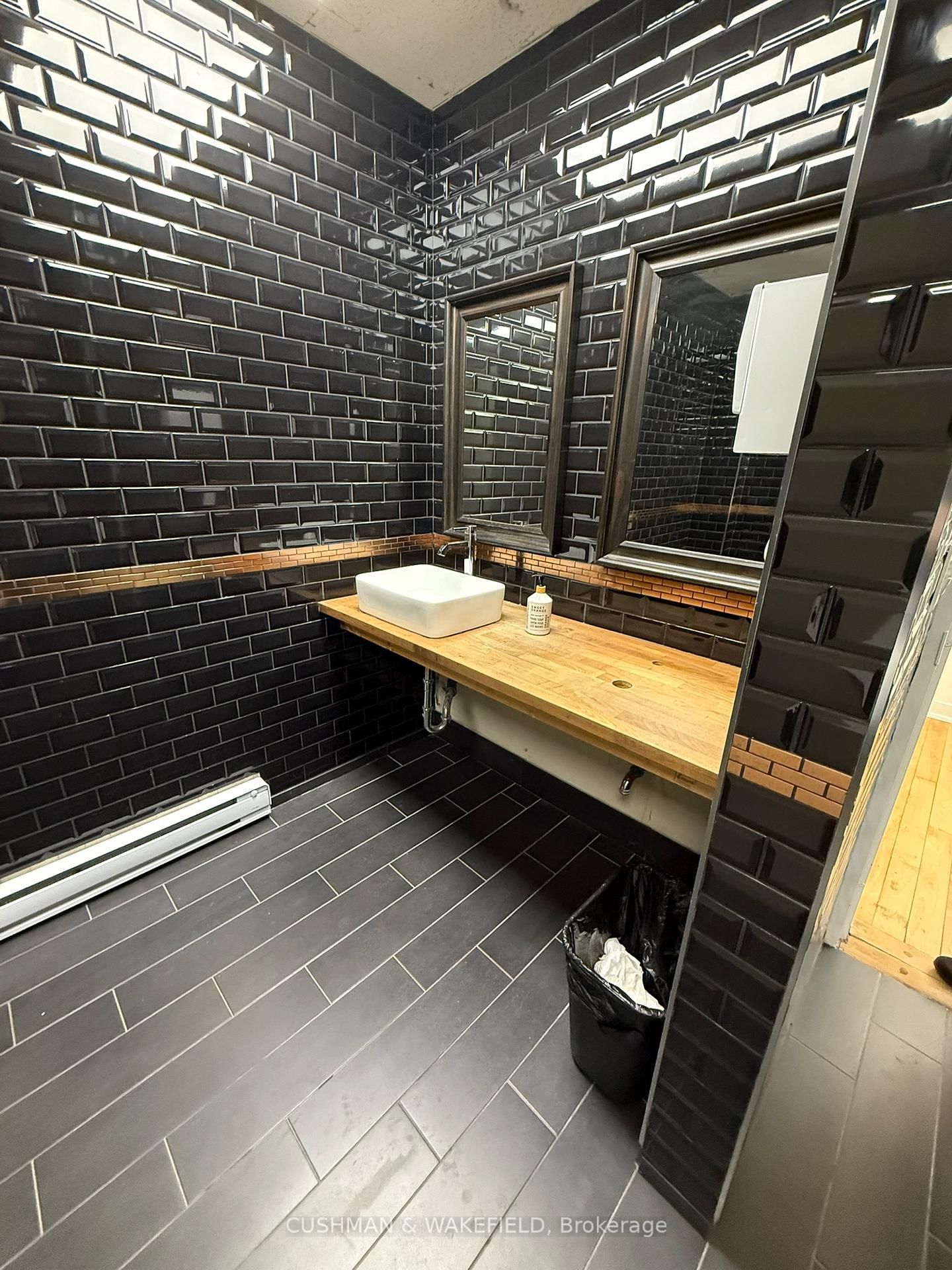 21 Kodiak Crescent, Unit 200 - Photo 21