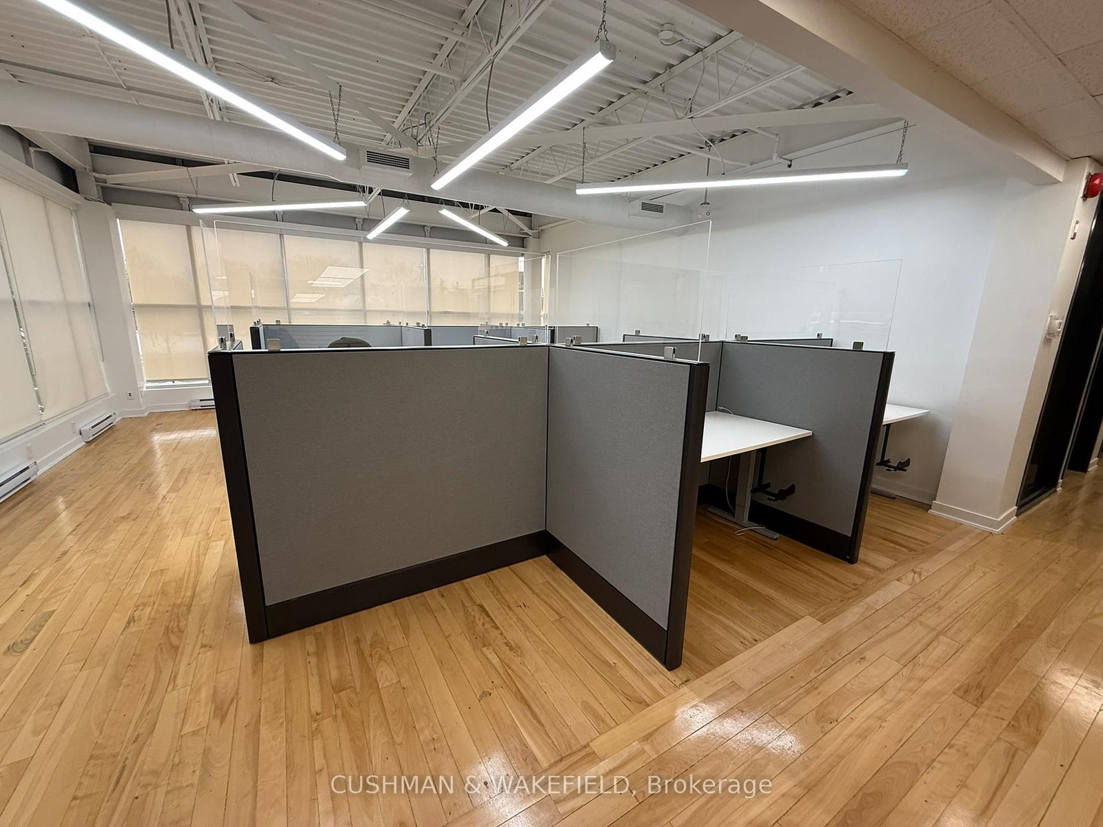 21 Kodiak Crescent, Unit 200 - Photo 4