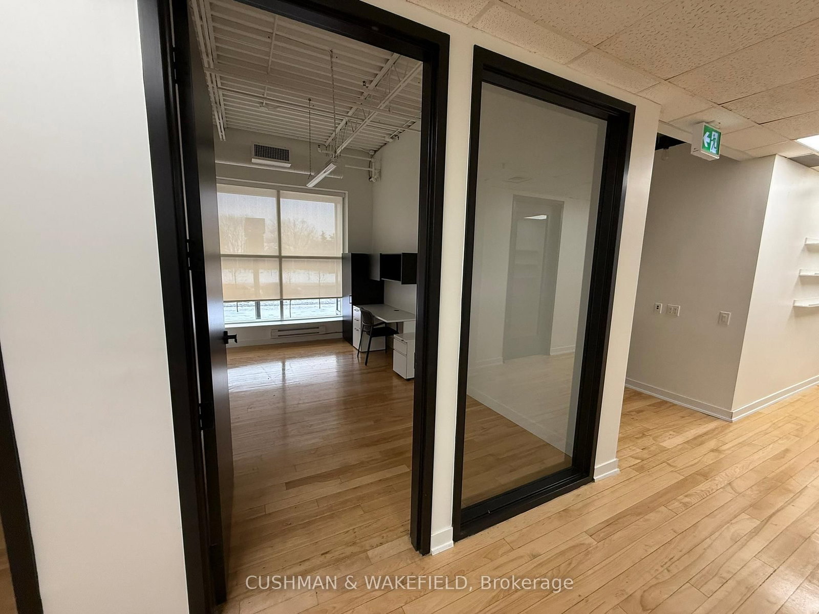 21 Kodiak Crescent, Unit 200 - Photo 8