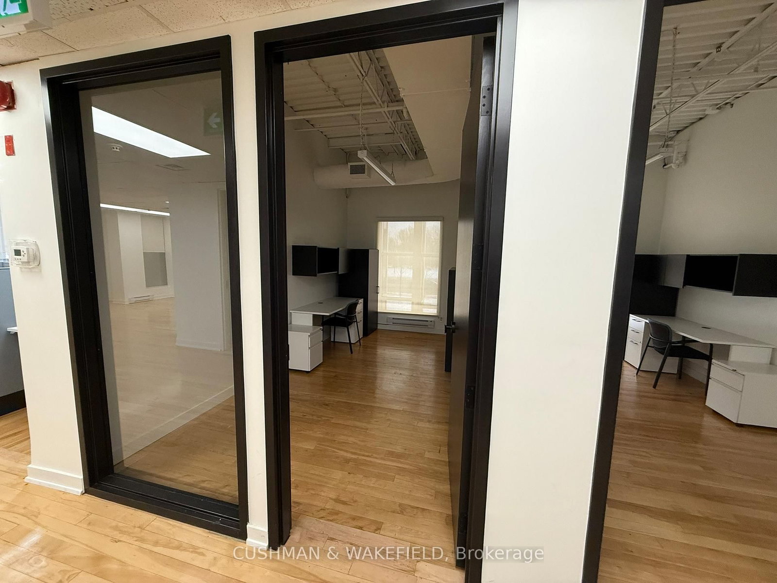 21 Kodiak Crescent, Unit 200 - Photo 9