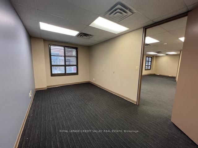 32 Queen Street W, Unit 203 - Photo 17