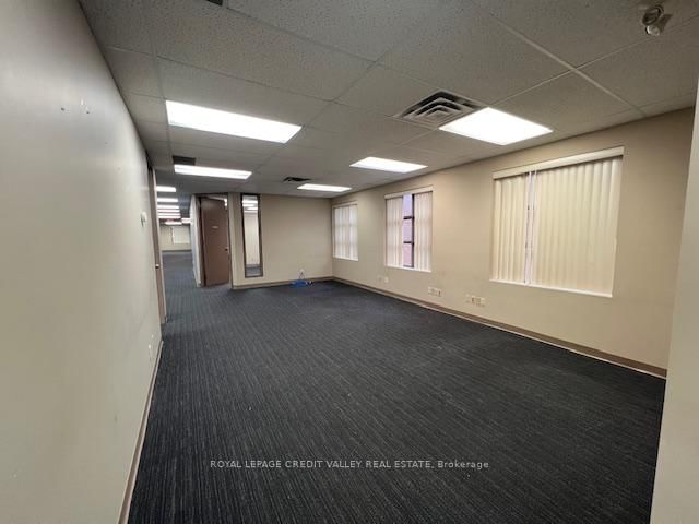 32 Queen Street W, Unit 203 - Photo 18