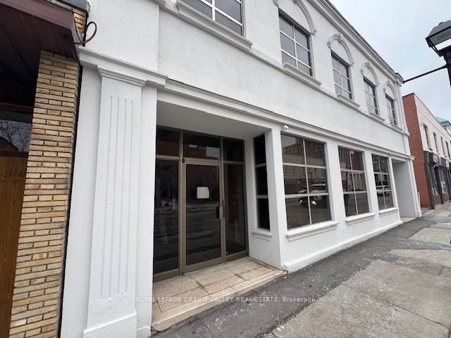 32 Queen Street W, Unit 203 - Photo 8