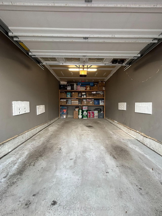 11 - 149 Isaac Devins Boulevard