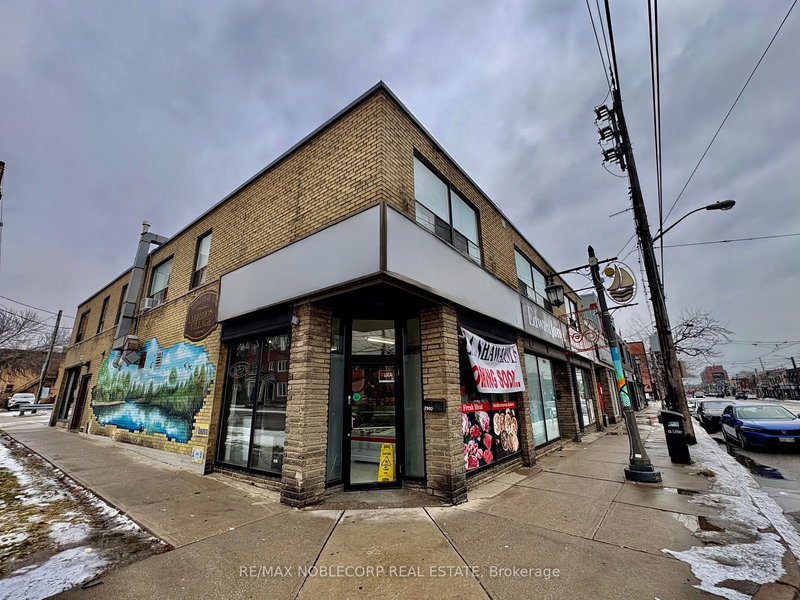 2992 Lake Shore Blvd W, Toronto, M8V 1J9 | Image 2