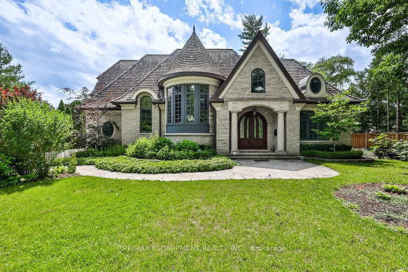 1476 Carmen Dr, Mississauga, L5G 3Z1 | Image 2