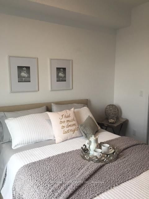 402 - 2490 Old Bronte Road 5