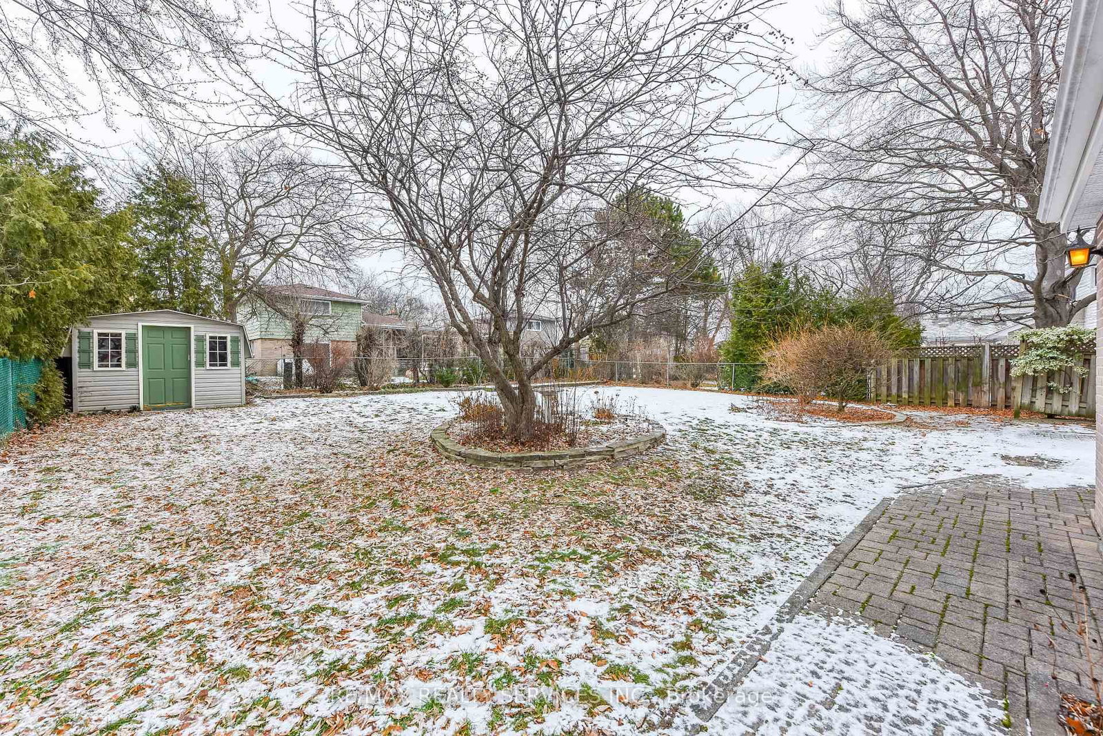 Listing Image 7
