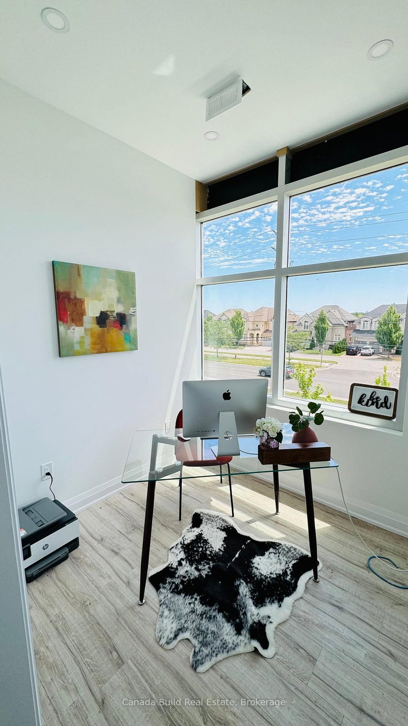 204 - 3495 Rebecca St, Oakville, L6L 6X9 | Image 3