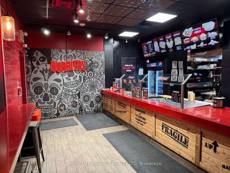 116 - 10 Gillingham Dr, Brampton, L6X 5A5 | Image 3