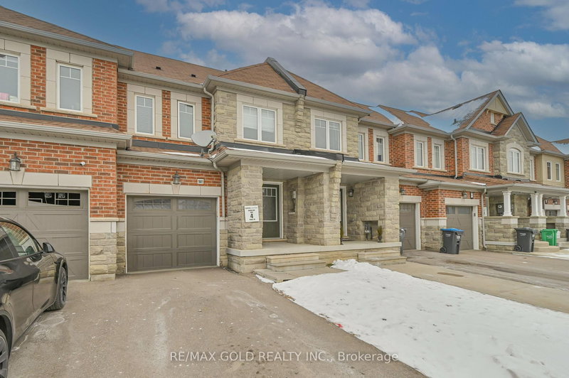 94 Golden Springs Dr, Brampton, L7A 4N6 | Image 2