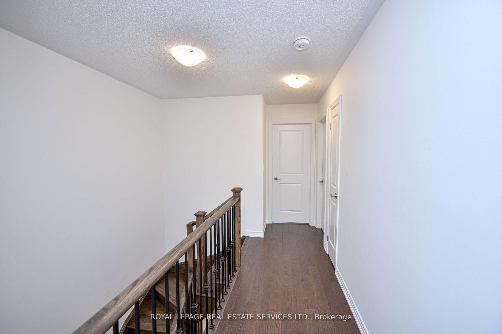 Townhouse leased at 323 Thimbleweed Court, Milton, Ontario, L9E 1T2 - Walker - MLS: W12694410