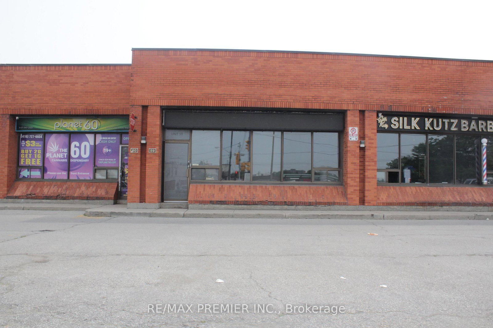 2300 Finch Avenue, Unit 58 - Photo 4