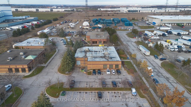 7585 Danbro Cres, Mississauga, L5N 6P9 | Image 2