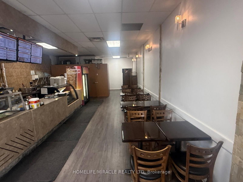 1900 Lakeshore Rd W, Mississauga, L5J 1J7 | Image 3