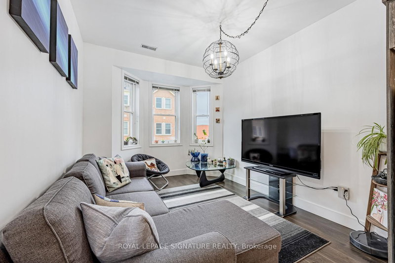 121 - 760 Lawrence Ave W, Toronto, M6A 3E7 | Image 3