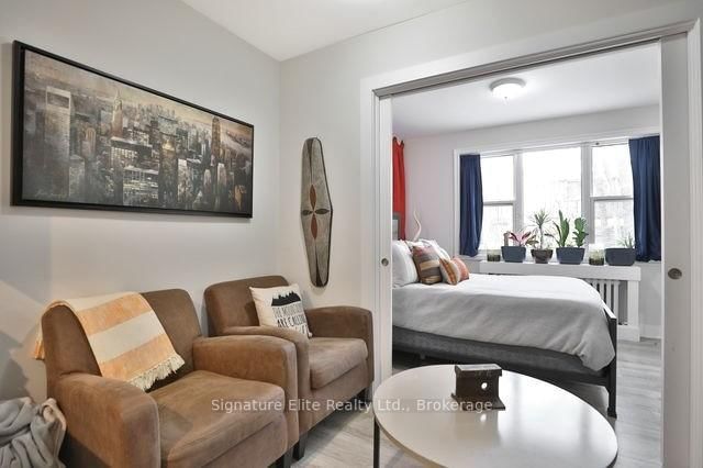 Semi-Detached House for lease at 203-112 Alder Crescent, Toronto, Ontario, M8V 2H8 - Long Branch - MLS: W12697316