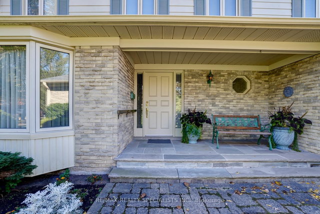 2548 King Richard's Place