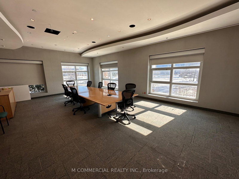 106 - 5180 Orbitor Dr, Mississauga, L4W 5L9 | Image 3