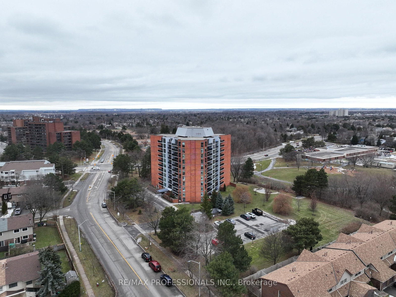 Listing Image 45