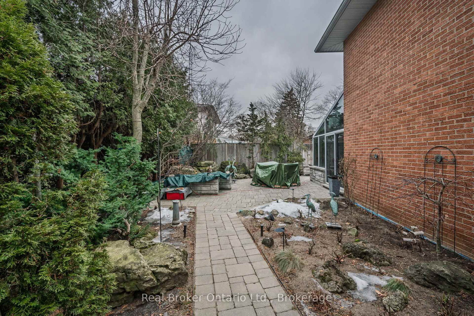 Listing Image 45