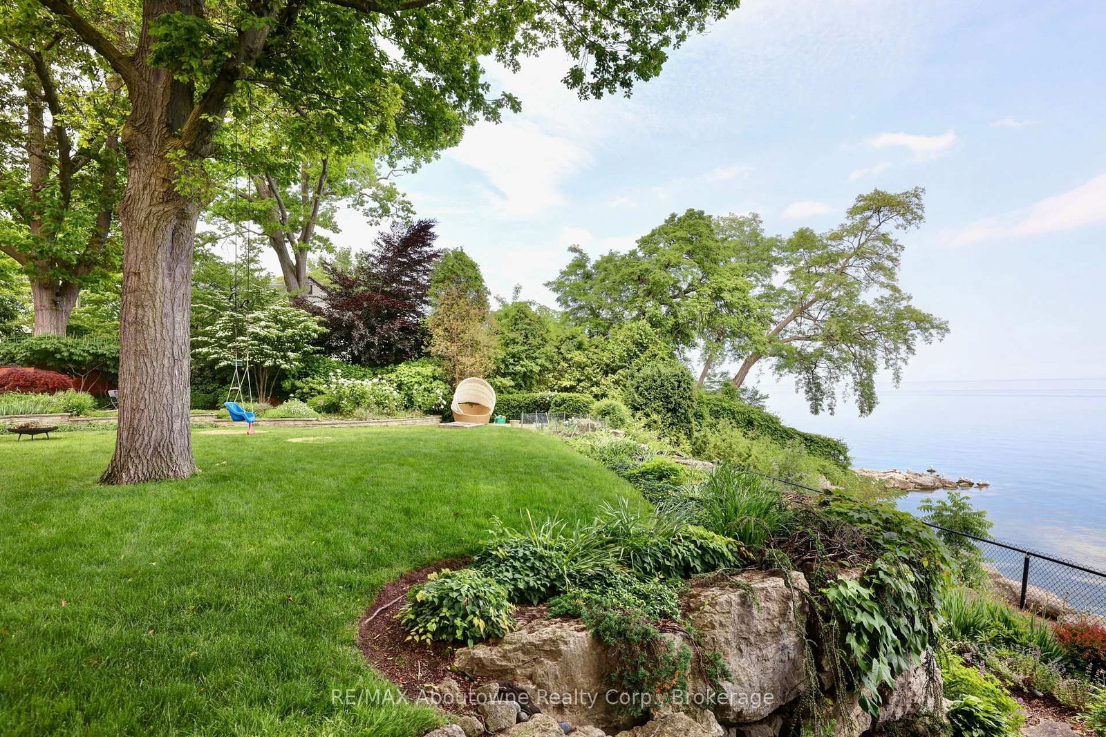 Listing Image 45
