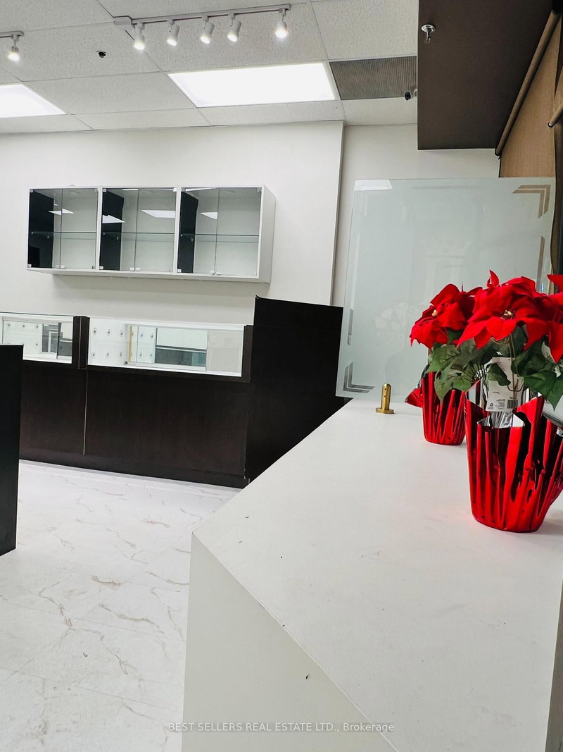 AM4 - 15 Martin St, Milton, L9T 2R1 | Image 2