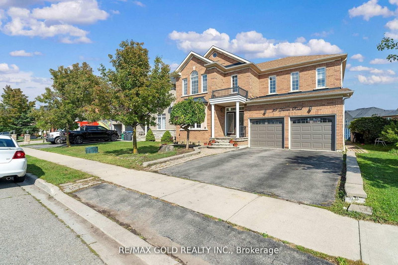 39 Darren Rd, Brampton, L6P 1Z5 | Image 3