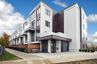 Townhouse leased at 115-155 Downsview Park Boulevard, Toronto, Ontario, M3K 0E3 - Downsview-Roding-CFB - MLS: W12699866