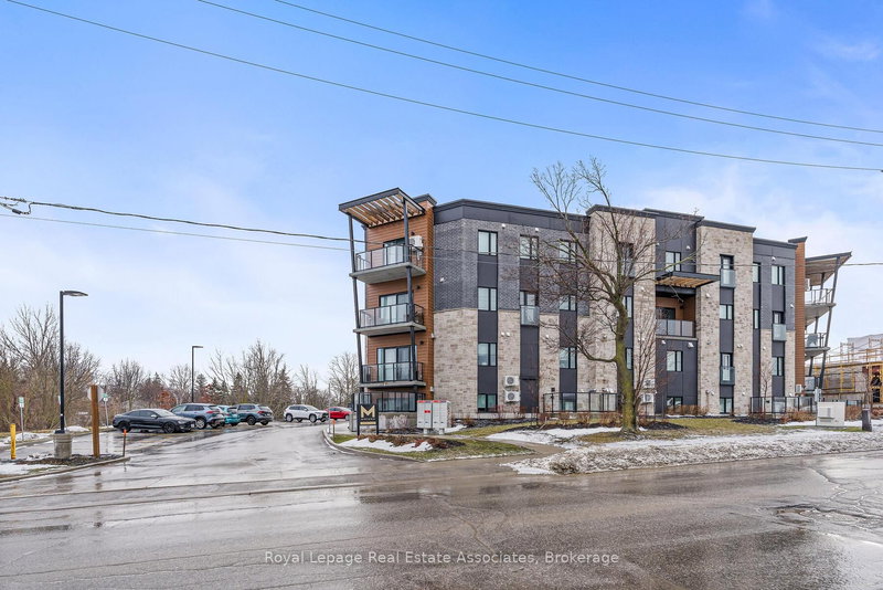 102 - 17 Centre St, Orangeville, L9W 7S6 | Image 2