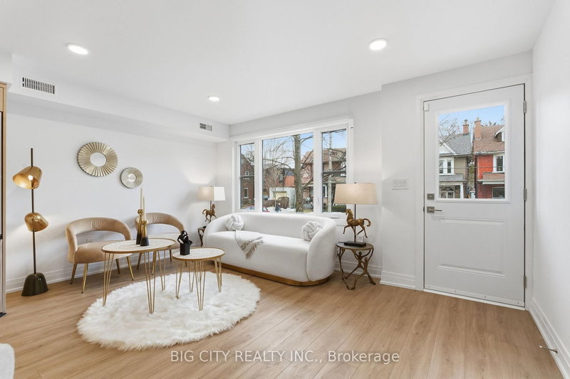 2 - 68 Westholme Ave, Toronto, M6P 3B8 | Image 3