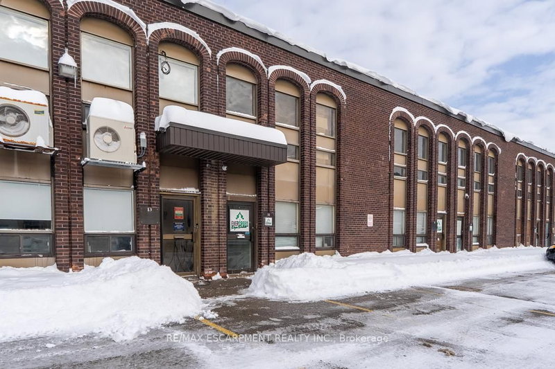 14, 15 & 16 - 4480 Chesswood Dr, Toronto, M3J 2B9 | Image 2