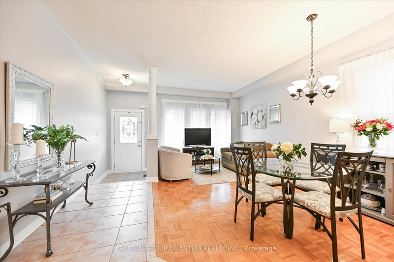3512 Positano Pl, Mississauga, L5M 6Y9 | Image 2