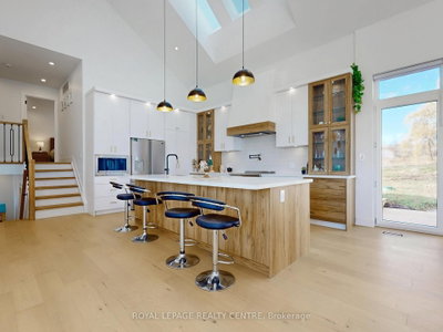 521 Old York Road — more photos